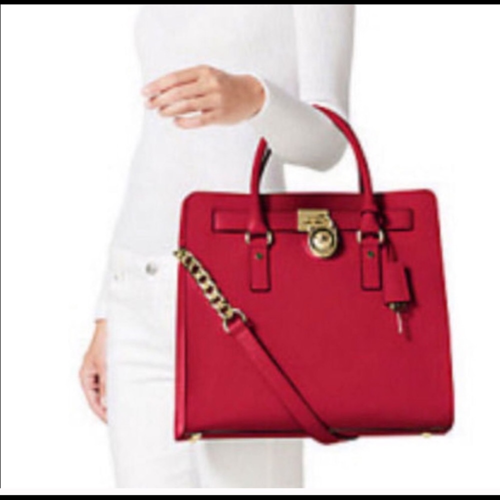 Sold out! Micheal Kors Hamilton Cherry Large Tote